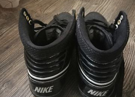 Nike