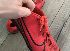 Футбольная обувь nike