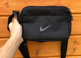 Сумка NIke чнрная 