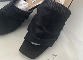Босоножки Zara